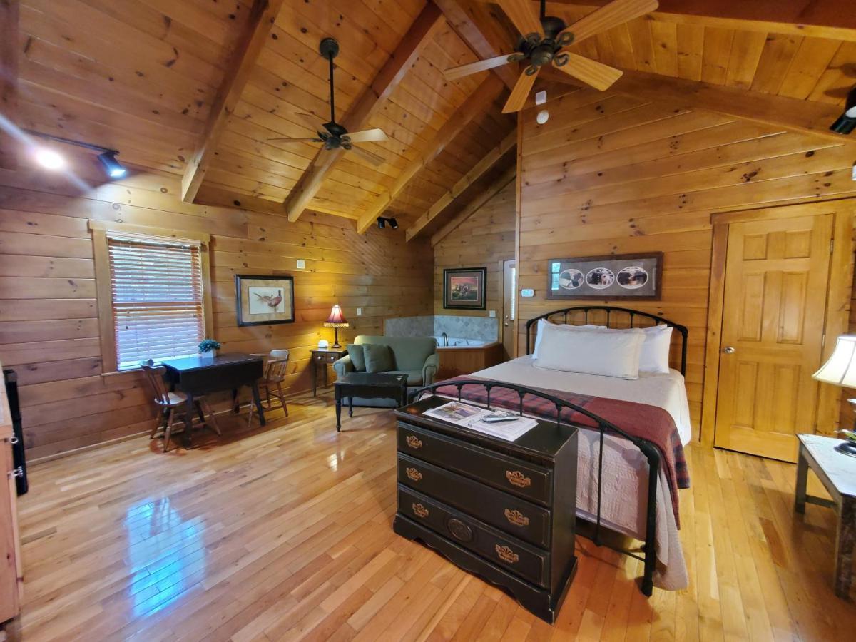 New River Trail Cabins Galax Экстерьер фото